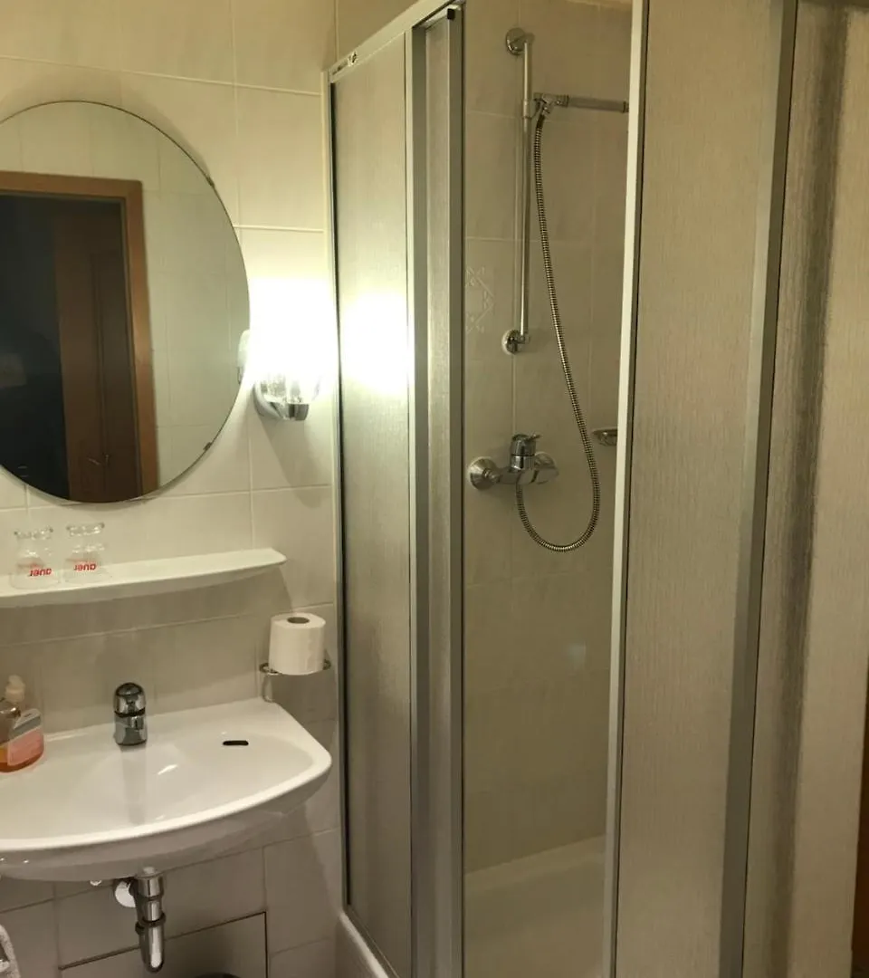 Гостевой дом Stauferland Apartments Wissgoldingen Штутгарт Германия