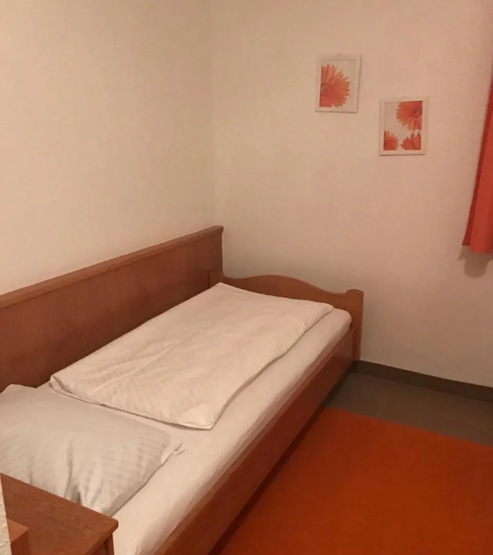 Stauferland Apartments Wissgoldingen Штутгарт 0*,  Германия