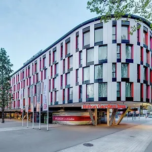 Hilton Garden Neckarpark מלון