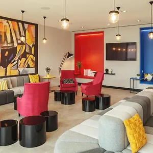 - The Niu, Form Feuerbach By Ihg Отель